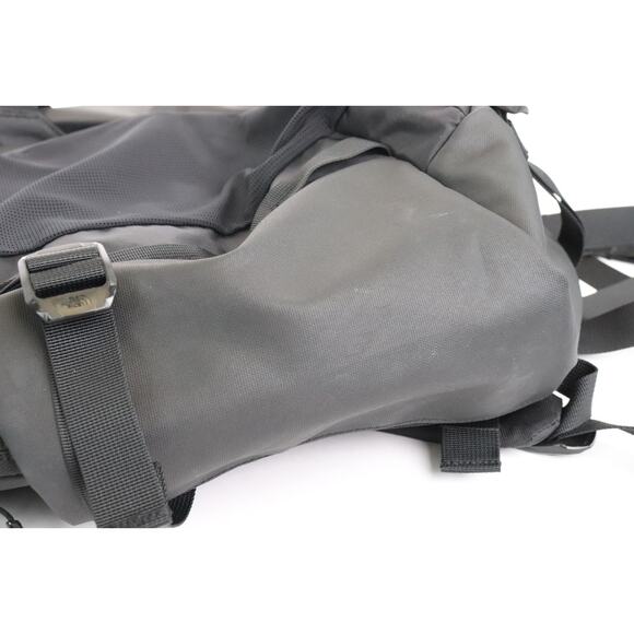 The North Face Recon Laptop Backpack Color Black - Read - Picture 12 of 15